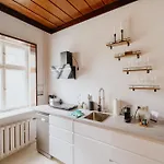 公寓 Homely - Library Style , Wooden Walls , Spacious , Friedrichshain 柏林