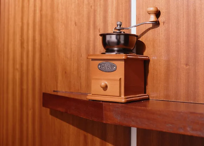 Homely - Library Style , Wooden Walls , Spacious , Friedrichshain * Berlin